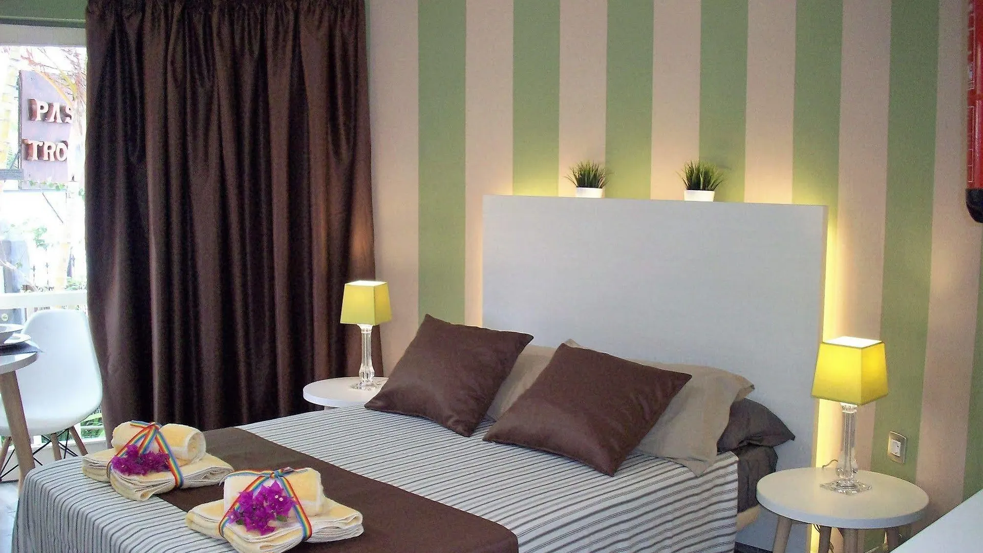 Pasion Tropical - Gay Only Resort (Adults Only) 3*, Playa Del Aguila (Las Palmas) Spain