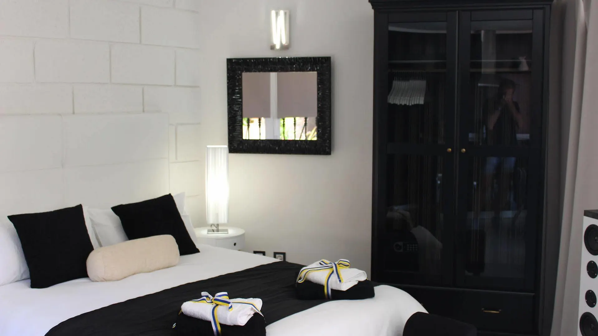 Pasion Tropical - Gay Only Resort (Adults Only) Playa Del Aguila  3*, Playa Del Aguila (Las Palmas)